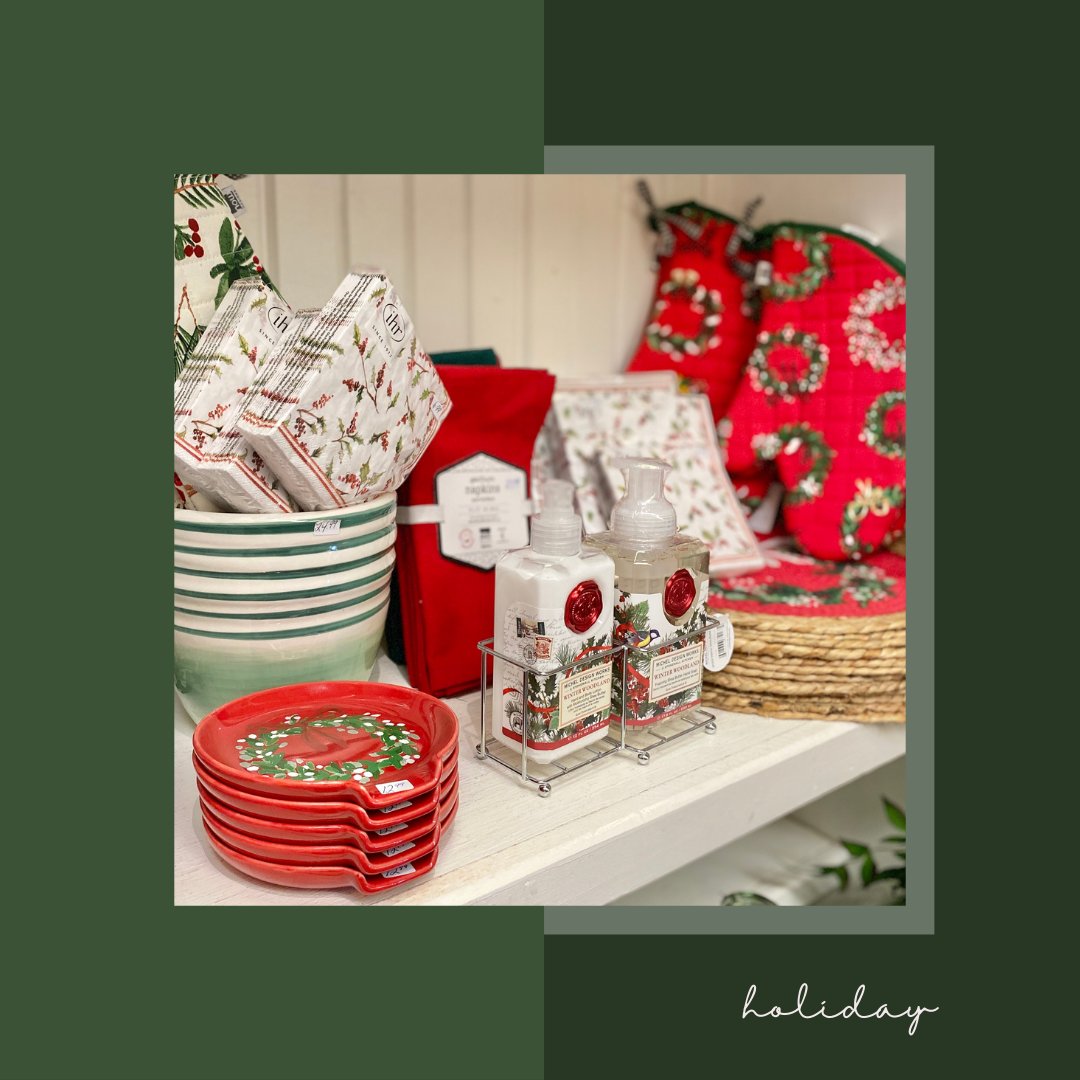 Holiday Kitchen & Dining