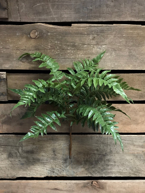 Leather Feel Fern Bush 19"