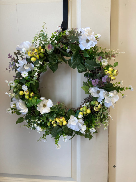 Fresh Spring Wreath *In-Store Pickup